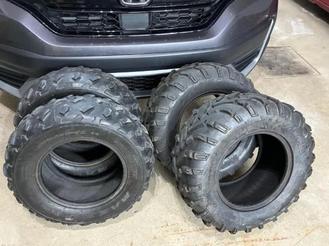 A Vendre Pneus de VTT