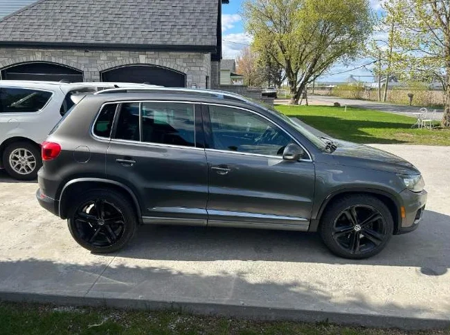 Volkswagen Tiguan R-Line, Sport thumbnail 3