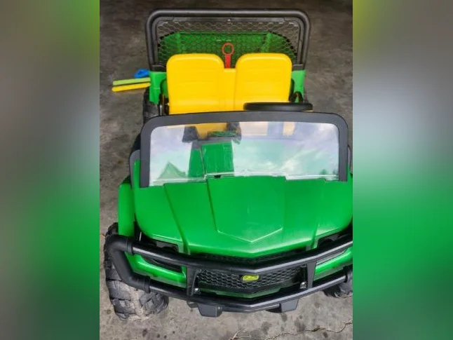 Tracteur électrique pour enfant