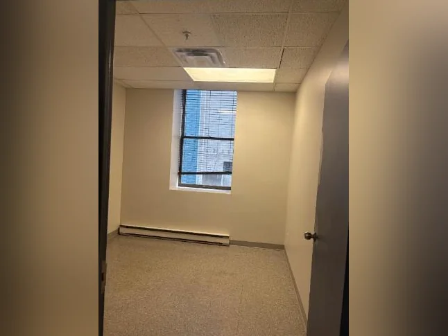 Location de bureaux thumbnail 4