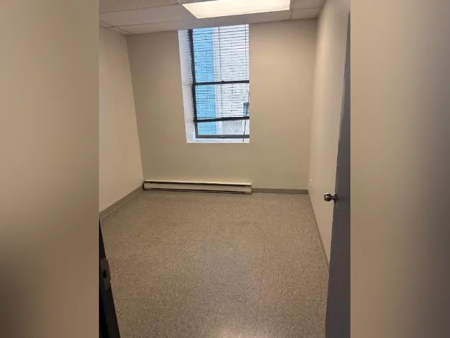 Location de bureaux thumbnail 6