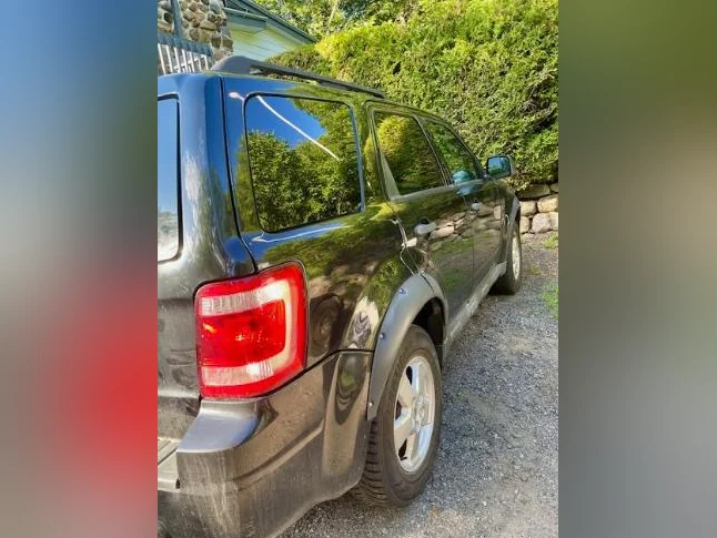 Ford Escape 2011 XLT - DEMARREUR NEUF-ATTELAGE NEUF- thumbnail 5