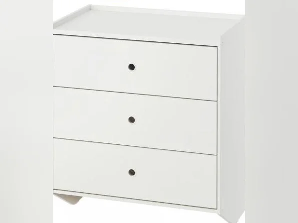 À vendre 2 commodes IKEA à accrocher au mur