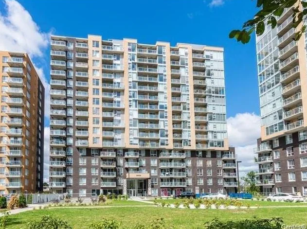 Loft condo tres bien situe a Ahuntsic