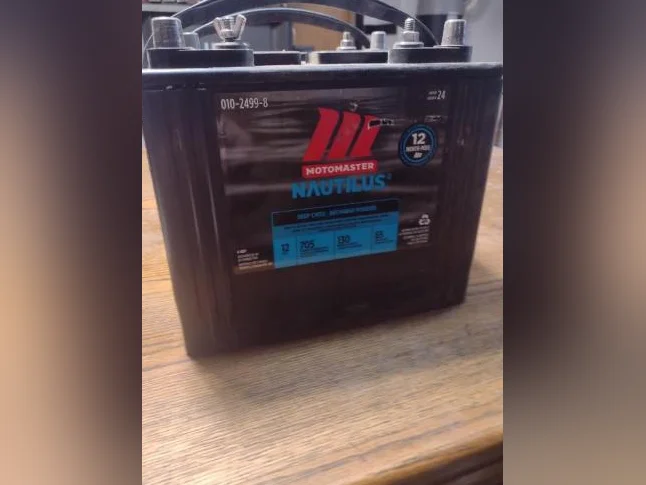 2 BATTERIES thumbnail 2