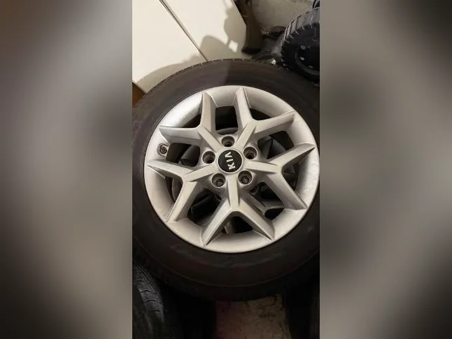 4 mags avec pneus Michelin pour Kia soûl 2020 à vendre