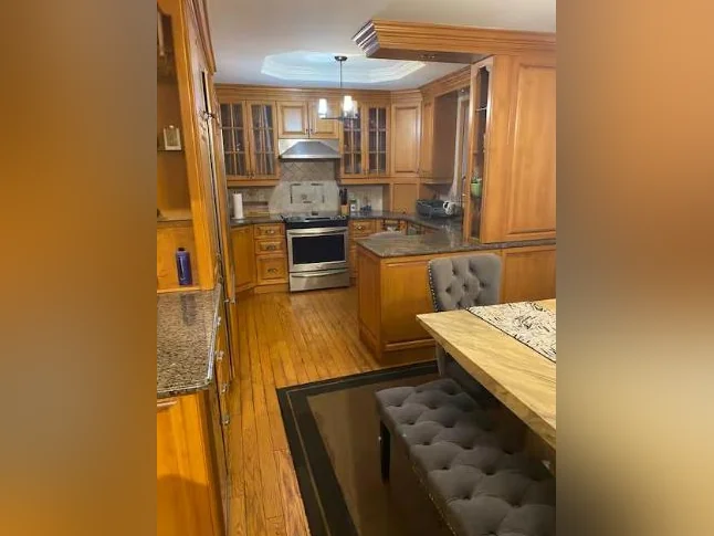 Maison meublée 4 chambres à louer – Repentigny – 3 200 $ tout inclus thumbnail 7