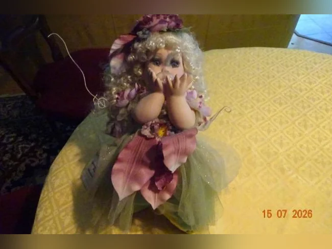 poupées tête de porcelaine de collection thumbnail 3