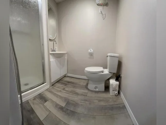 Chambres à louer avec entrée indépendante thumbnail 9