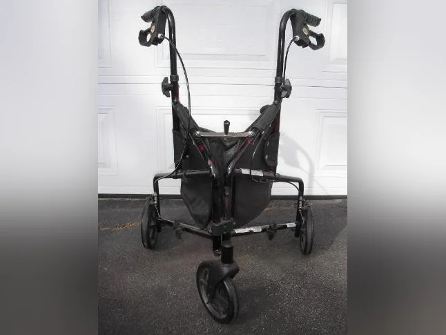 Déambulateur a 3 roues avec son sac Lifetime