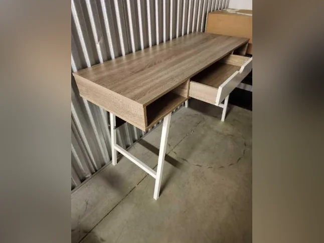 Bureau pour ordi ou autre