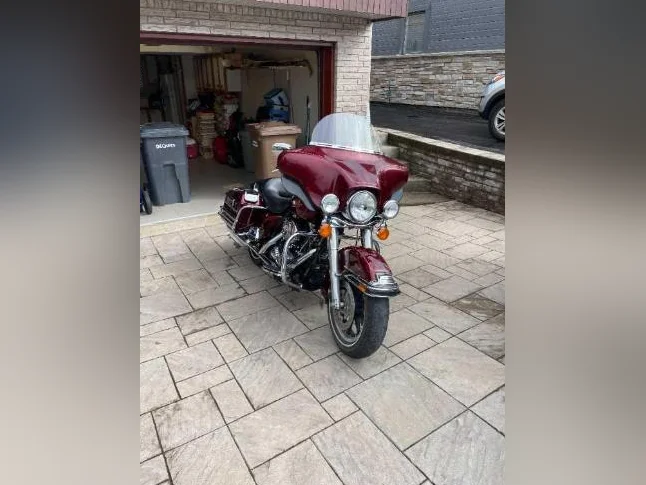 Moto Harley Davidson à vendre thumbnail 3