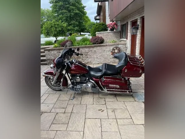 Moto Harley Davidson à vendre thumbnail 6