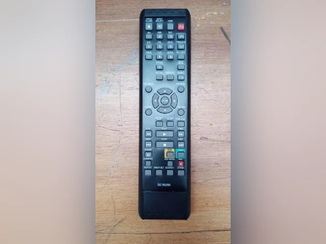 Lecteur enregistreur combo DVD et VHS, HDMI TOSHIBA télécommande thumbnail 6