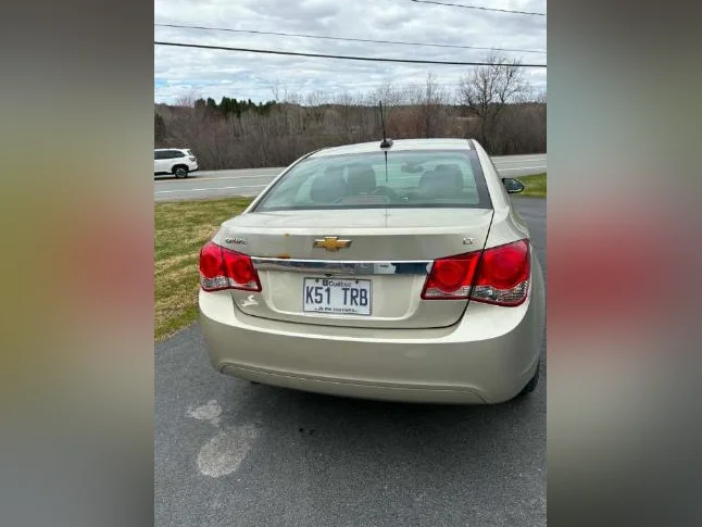 Chevrolet Cruze 2015 thumbnail 3