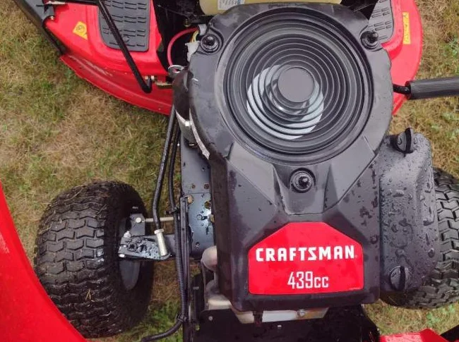 Tracteur a gazon CRAFTSMAN 439cc 38'' de coupe année 2019 comme neuf thumbnail 4
