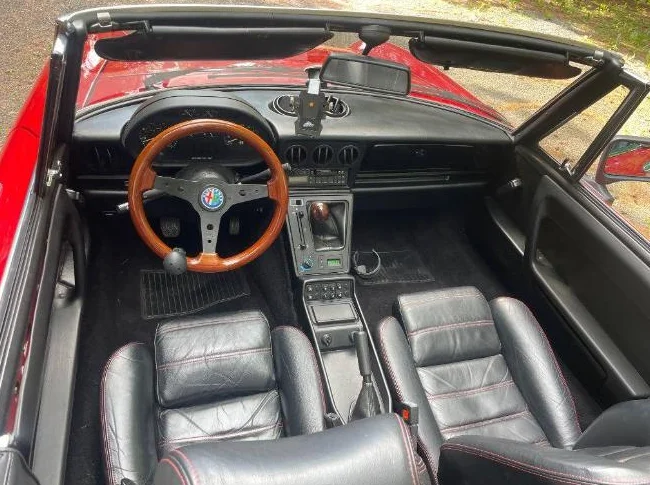 Alfa Romeo Spider 1988 toutneuf thumbnail 8