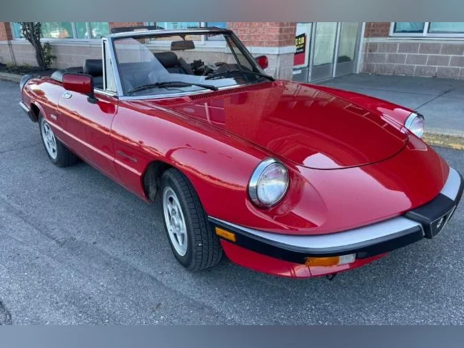 Alfa Romeo Spider 1988 toutneuf