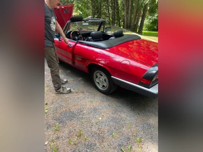 Alfa Romeo Spider 1988 toutneuf thumbnail 10