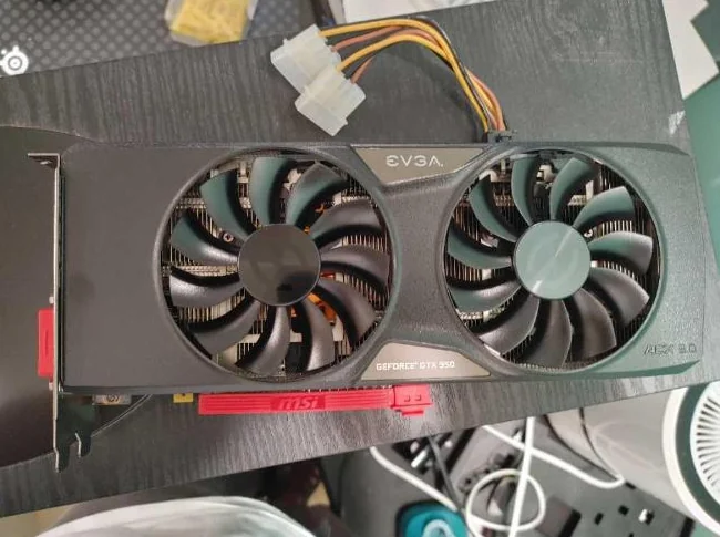 EVGA GeForce GTX 950 SSC GAMING ACX 2.0 video card graphique thumbnail 2