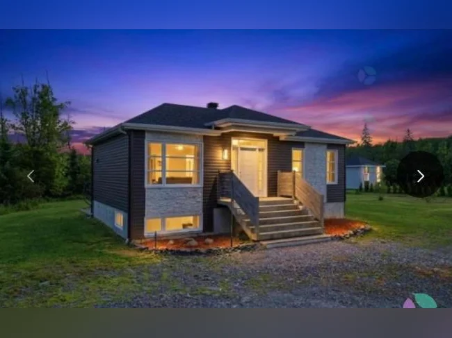 Maison  5.2 acres
