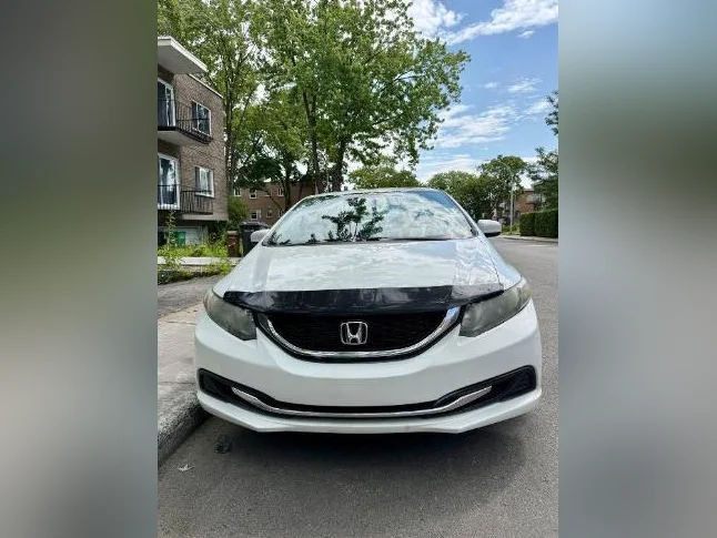 Honda Civic Sedan 4 portes automatique thumbnail 9