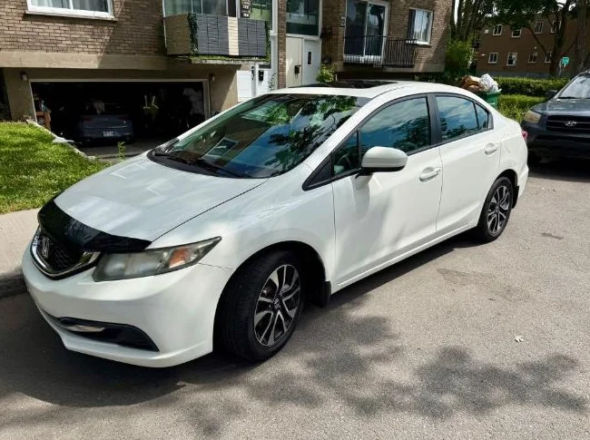 Honda Civic Sedan 4 portes automatique