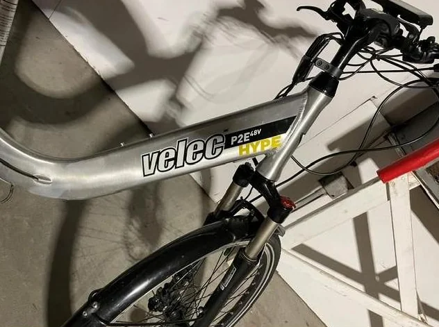 Vélo électrique VELEC P2E 48V 13,2 AH + batterie supplémentaire 9AH thumbnail 3