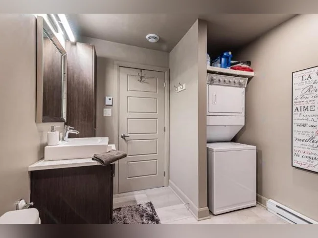 À louer – Magnifique condo 4 ½ à Pointe-aux-Trembles – 1 650 $/mois thumbnail 9