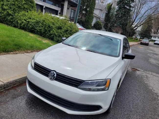 Volkswagen Jetta 2013 thumbnail 3