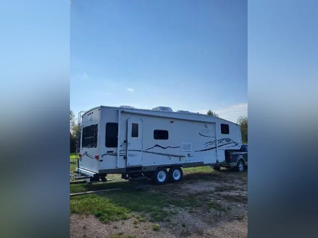 Fifthwheel Durango KZ285, 2005