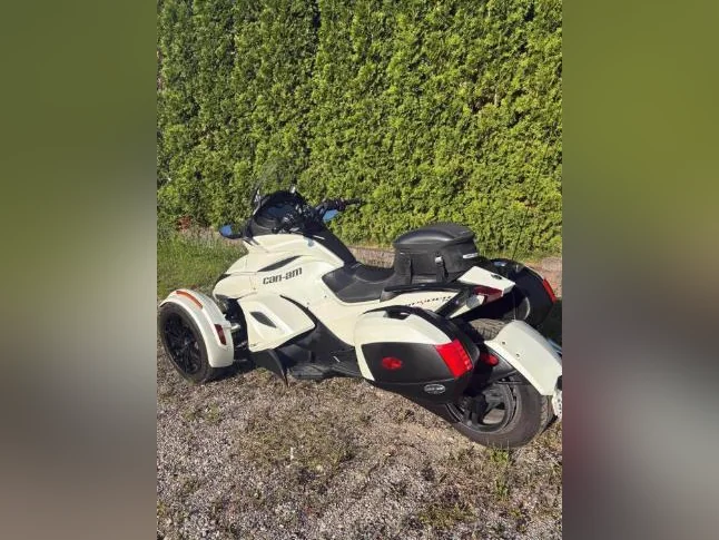 Can-Am Spyder LIMITED RT 2013 thumbnail 2