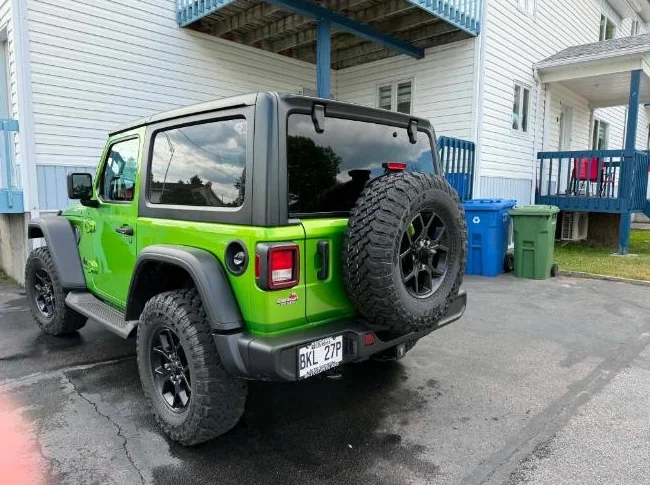 Jeep Wrangler Willys 2025 – 6 500 km – Comme neuve – Prête à être remorquée! thumbnail 4