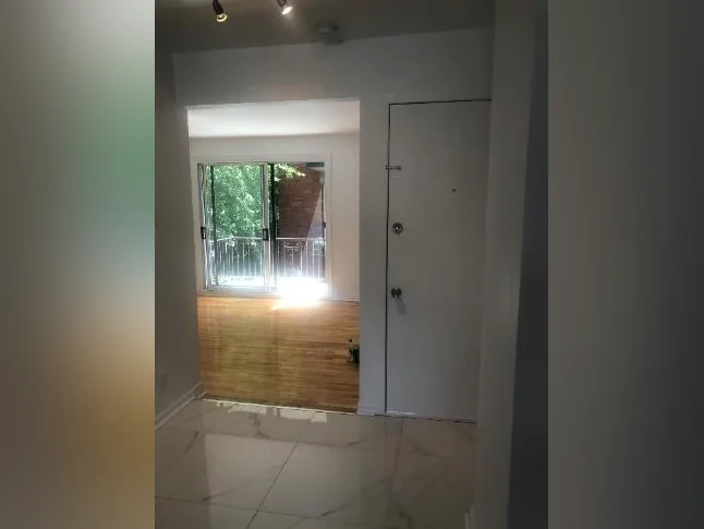 Ahuntsic 3 1/2 à louer thumbnail 9