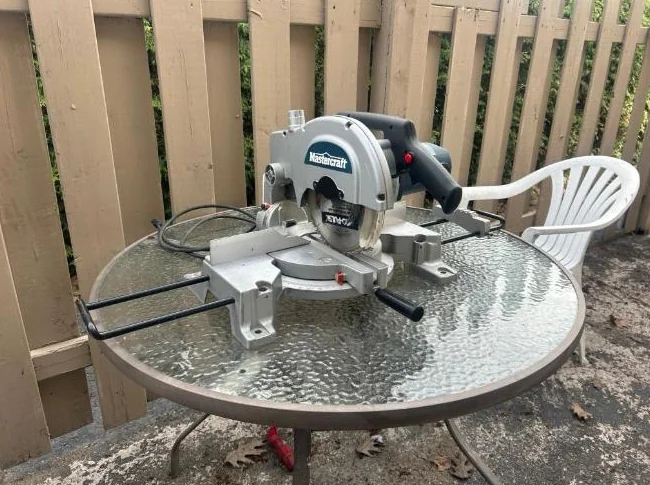 Scie a onglet 10" deluxe Mastercraft