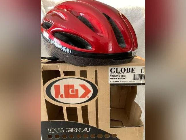 CASQUE VÉLO LOUIS GARNEAU " ETAT NEUF"