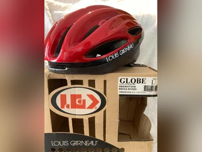 CASQUE VÉLO LOUIS GARNEAU " ETAT NEUF" thumbnail 2