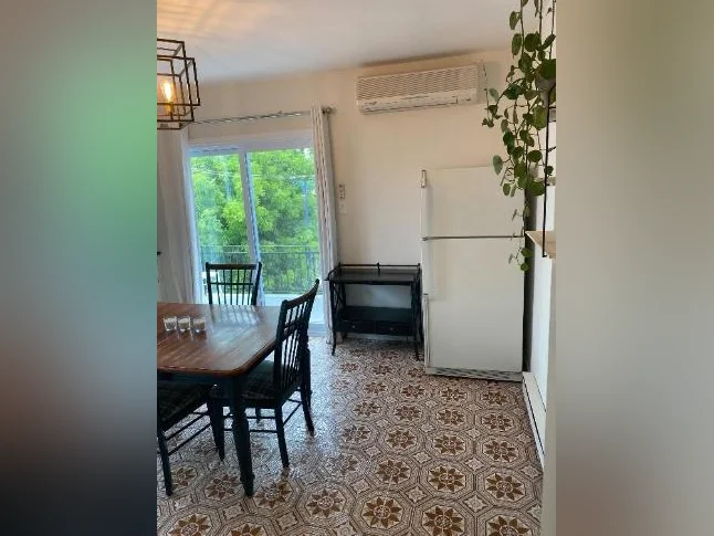 Logement 5 1/2 climatisé à louer thumbnail 6