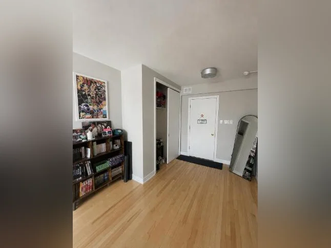 Grand 4 1/2 dans le Centre-ville de Montréal thumbnail 5