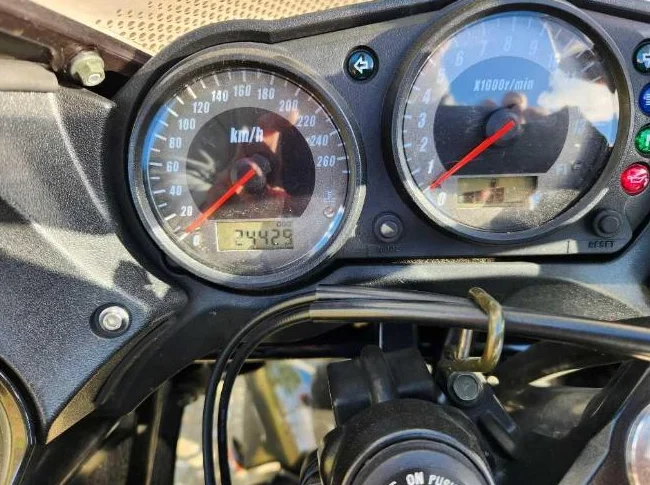 Kawasaki z750 2006 thumbnail 6