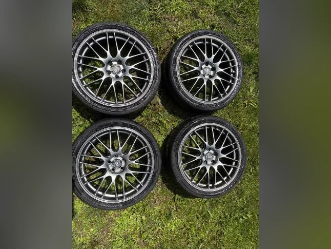 4 mags      Enkei authentiques * 18x8J * 5x114.3