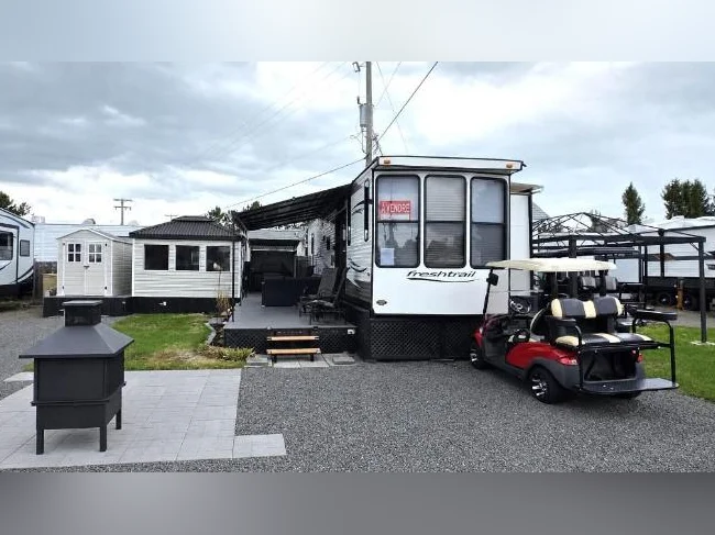 Roulotte De Parc Set Up Complet Saisonnier Camping St-Edouard