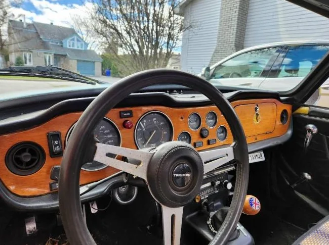 TOILE TONNEAU NOIR POUR TRIUMPH TR-6 thumbnail 4
