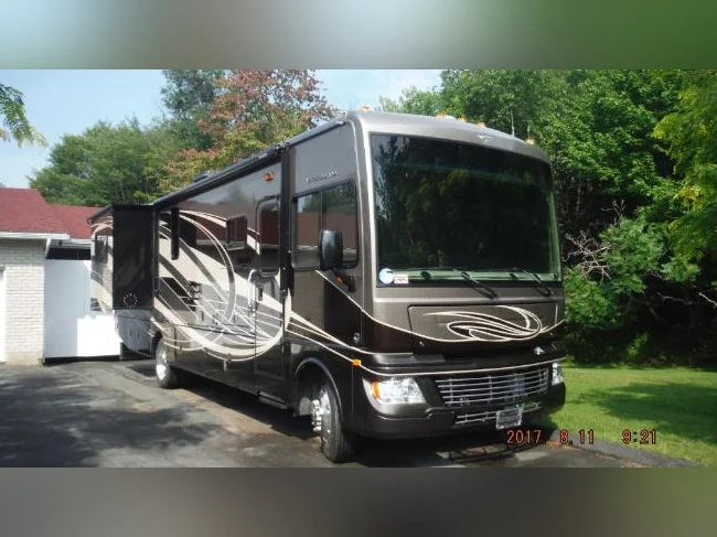 2015 Classe A Fleetwood Bounder 35K 36 pi. FullPeint