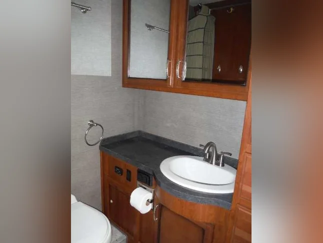 2015 Classe A Fleetwood Bounder 35K 36 pi. FullPeint thumbnail 8