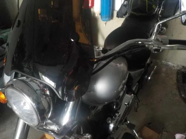 Moto Kawasaki Vulcan 900/2006 3000$ - Contactez Pierre au 514-626-7972 thumbnail 6