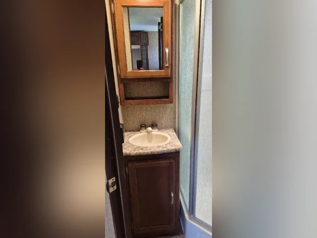 À LOUER POUR VOS VACANCES, Roulotte Keystone passeport ultra lite grand touring (chambre fermée). thumbnail 10