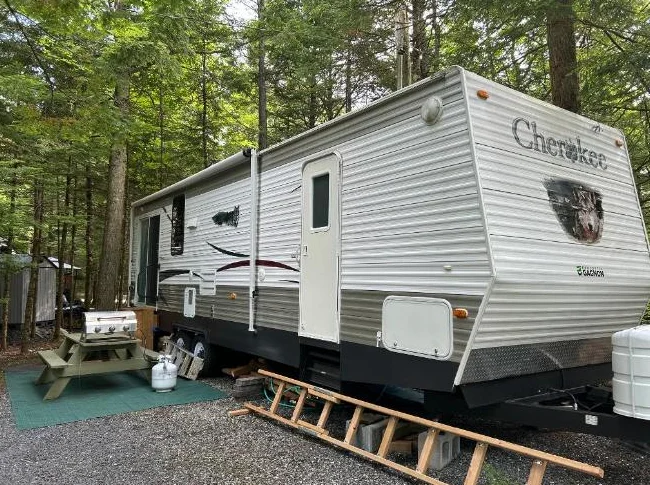 Roulotte Cherokee  30 pieds