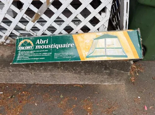 Abri moustiquaire