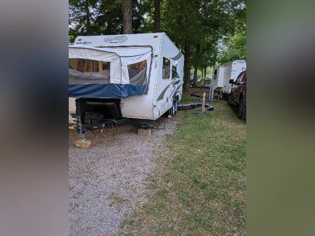 2007 cruiser trailer lite
